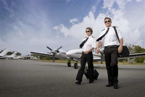 How does a pilot stay current
