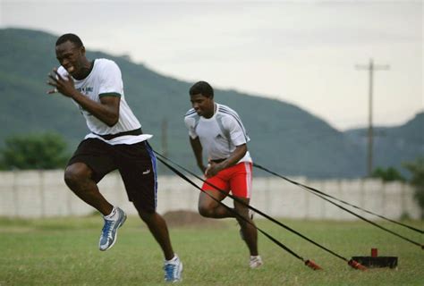 Self Discipline: Good Leadership Qualities. On an individual level, sports can give participants self-discipline and understanding. Self-discipline from sports can teach players what they need to practice, whether it’s perfecting a softball batting stance or getting more endurance to run up and down the soccer field. Sports bring different ...