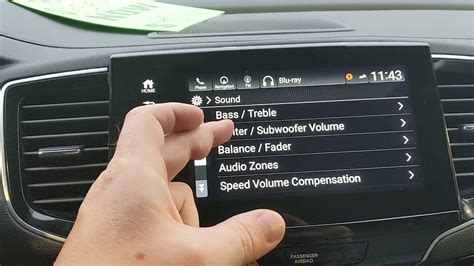 How does the Blu-ray player work in a Honda? - YouTube