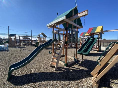 How expensive is a swing set