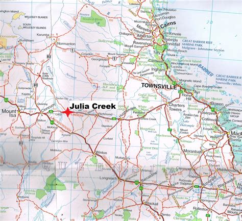 How far is Julia Creek from hughenden