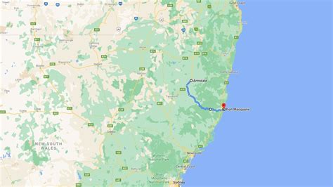 How far is Port Macquarie from Armidale - driving distance