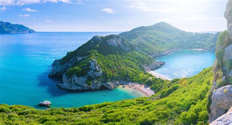 How hot is corfu in april