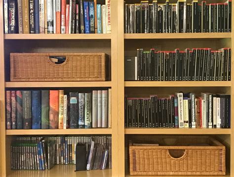 How is a library organized