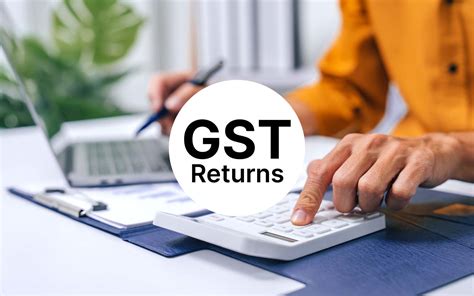 How is gst return calculated