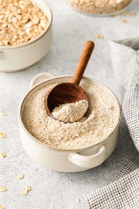 How is oat flour made