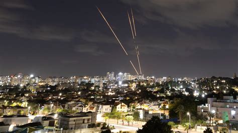 How lightning-fast missiles can shift course in Iran and Israel's war