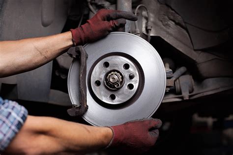 How long do car brakes last. Car brakes should last somewhere between 25,000 and 65,000 miles. Learn how to check your car brakes, and warning signs to look out for, at Luther Brookdale Toyota! 