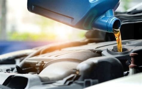How long does an oil change take. Routine oil changes are crucial for your vehicle, but how long does an oil change take? Oil changes usually take less than an hour, meaning that you can likely schedule one during your lunch break and be back at the office in no time! You can always reach out to our service center at 318-524-7526 for more accurate wait times. 