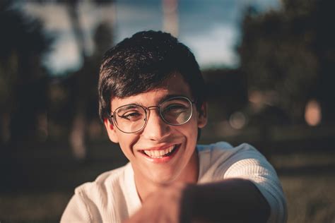 How long does it take to get glasses. Donating recycled eyeglasses can have a huge impact on people in need around the world. By donating your old glasses, you can help those who are unable to afford new ones. Here are... 