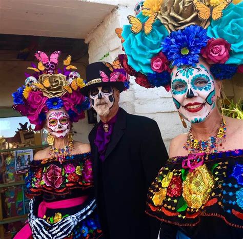 How long has dia de los muertos been celebrated. Oct 12, 2023 · This weekend, downtown Longmont will kick off its annual several-weeks long Dia de los Muertos celebration with a festival pulling out all of the stops with music, dance performances, art and ... 