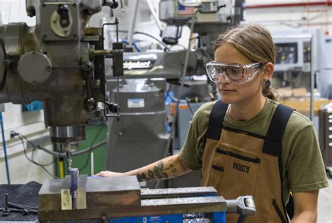 How long is a machinist apprenticeship