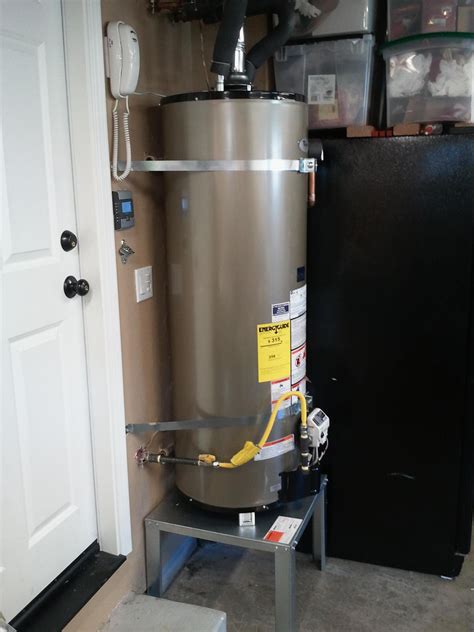 How long should a hot water heater last. A hybrid water heater uses heat from the outside air to heat the water that comes into your home with the help of a heat pump (and electricity) and works as a refrigerator in reverse to heat the … 