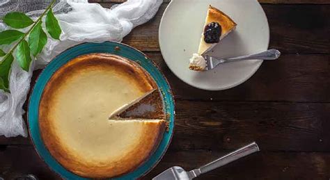 How long should cheesecake cool