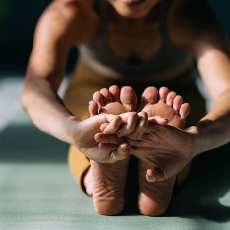 How long should i hold a stretch