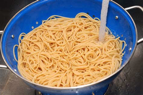 How long should you cook spaghetti noodles? - I