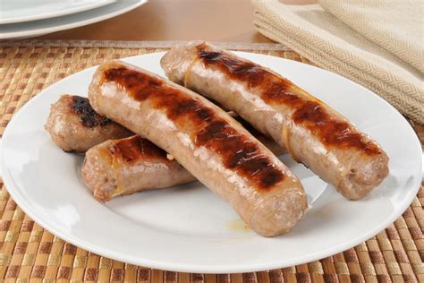 How long to cook brats in microwave