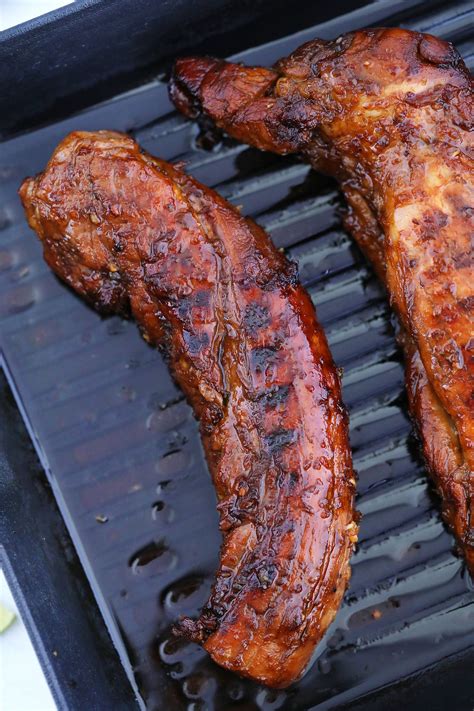 How long to grill pork tenderloin on gas grill. Let sit at room temperature for about 30 minutes. Preheat gas grill before grilling to medium-high heat, or 400-450° F. Add pork chops and close the lid. Grill 4 minutes, or until bottoms are browned with sear marks. Rotate chops, close lid, and grill 4 minutes more, or until internal temperature reaches at least … 