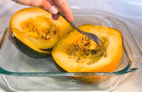 How long to steam squash in microwave