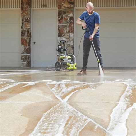 How many PSI Do I need to pressure wash concrete?