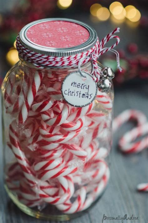 How many candy canes in a jar? - Answers