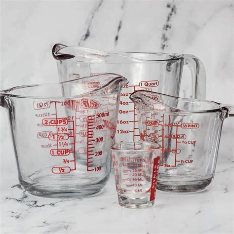 How many cups are in 10 quarts. grams = quarts × 946.3529 × density. Thus, the weight in grams is equal to the volume in quarts multiplied by 946.3529 times the density (in g/mL) of the ingredient, substance, or material. For example, here's how to convert 5 quarts to grams for an ingredient with a density of 0.7 g/mL. grams = 5 qt × 946.3529 × 0.7 g/mL = 3,312.235 g. 