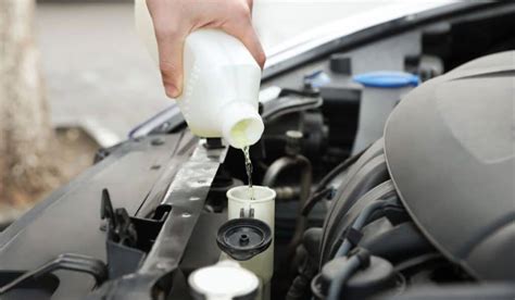 How many gallons of antifreeze goes in radiator? – Short-Fact