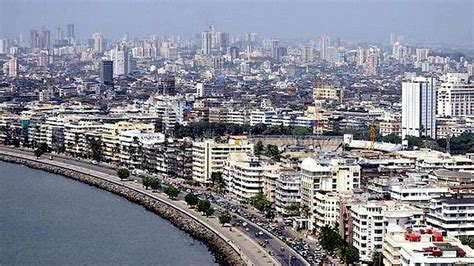 How many millionaires in mumbai. .  ...