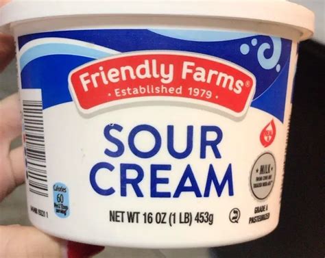 How many grams of sour cream in 1/4 US cup? 