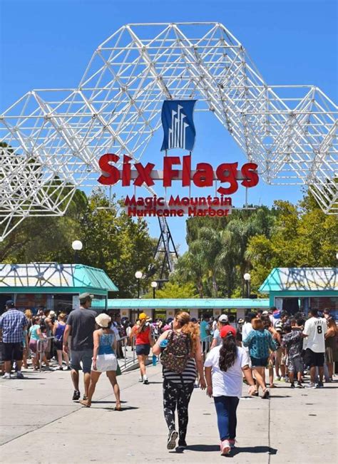 How much are six flags tickets at the gate. How much is parking at Six Flags Magic Mountain? General parking is $45. Preferred parking is $55. Front gate parking is $60. Please note that parking may only be paid for using a card or mobile payment method. What is the Six Flags Magic Mountain weather like? Weather in Six Flags Magic Mountain is typically ideal, as it is located in sunny ... 