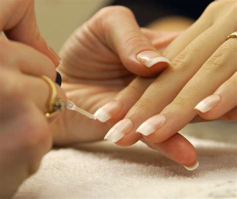 How much can a nail tech make. Feb 29, 2024 · The average salary for a nail technician is $22.23 per hour in Virginia. 260 salaries reported, updated at February 29, 2024 
