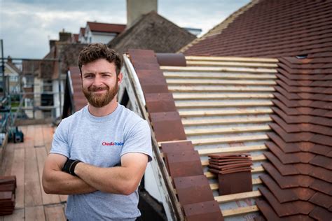 How much do roofers make. How much does a Roofer make in England? Average base salary Data source tooltip for average base salary. £17.01. same. as national average. The average salary for a roofer is £17.01 per hour in England. 1.4k salaries reported, updated at 19 January 2024. Is this useful? Maybe. Top companies for Roofers in England ... 
