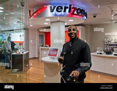 How much do verizon wireless sales reps make. Oct 29, 2019 · Most Likely Range. The estimated total pay for a Verizon Wireless Retail Sales Representative-Part Time is $46,716 per year in the United States area, with an average salary of $43,576 per year. These numbers represent the median, which is the midpoint of the ranges from our proprietary Total Pay Estimate model and based on salaries collected ... 