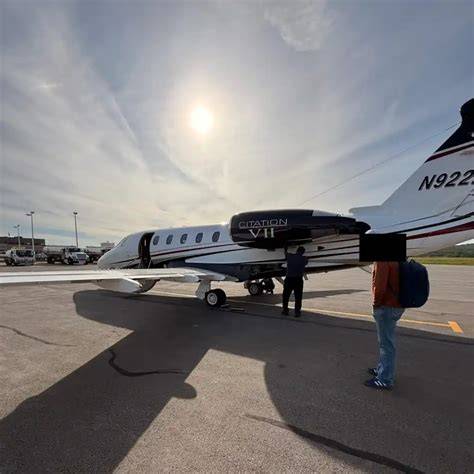 How much does a cross-country flight cost