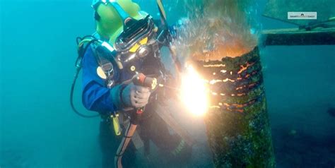 How much does a underwater welder make. Dec 23, 2022 · For starters, underwater welders make significantly more money than their land-based counterparts due to the dangerous nature of their work. According to Indeed , entry-level underwater welders can expect salaries ranging from $50,000 to $90,000 per year depending upon experience and qualifications. With that said, experienced professionals may ... 