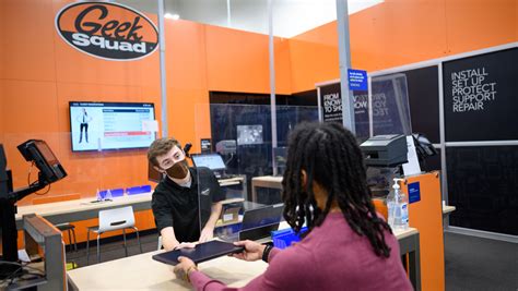 How much does best buy pay geek squad.  In-store and remote services typically ...