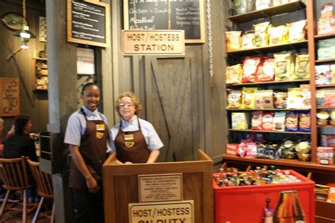 Cracker Barrel salaries range between $16,000 to $42,000 per year in Florida. Cracker Barrel Florida based pay is lower than Cracker Barrel's United States average salary of $29,328. The best-paying job in Florida at Cracker Barrel is district manager, which pays an average of $68,878 annually. Highest paying job at Cracker Barrel in Florida.. 