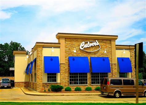 The average salary for Culver's employees is around $36,693 to $48,130. It's important to bear in mind that individual salary experiences can significantly differ due to factors like …. 