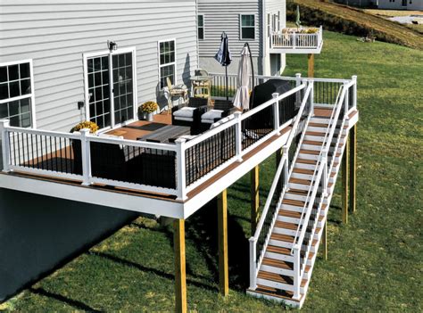 How much does it cost to build a deck. Dec 22, 2023 ... Deck lumber typically costs between $2 and $45 per square foot. Lumber, composite decking material, and PVC are the three most commonly used ... 