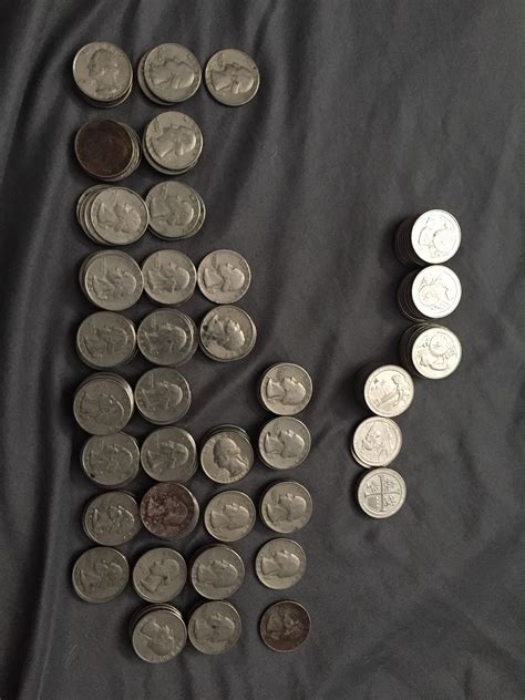 How much is five pounds of quarters? 1 quarter weighs 5.67 grams. There are 453.59 grams in a pound. So, 80 quarters weighs exactly one pound and 5 pounds is 400 quarters or $100.