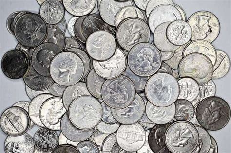 We typed in a total of 3 quarters for an answer of $0.75. That answers how much is 3 quarters worth. Three quarters are worth 75 cents. Now it's your turn! Type in how many quarters you have and our quarters to dollars converter will tell you how many dollars you have.