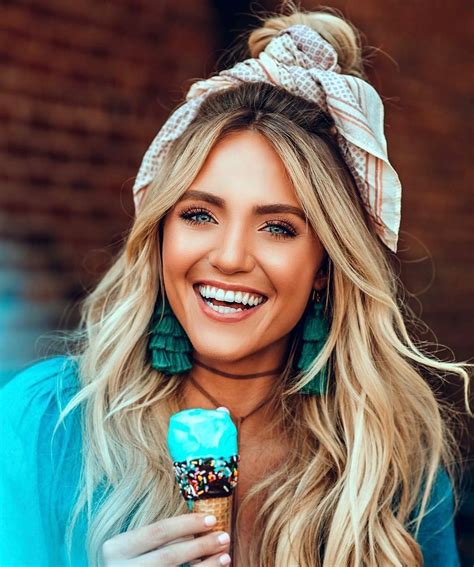 How much is Savannah Labrant s Net Worth in 2022 