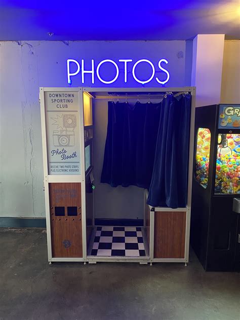 How much is a photo booth rental. Your photo booth rental, and everything included, will come in a single 24" x 24" x 10" box that weighs less than 25 pounds. The components: 1 photo booth kiosk, 1 tripod floor stand, 2 battery power packs, and 1 USB wall charger 
