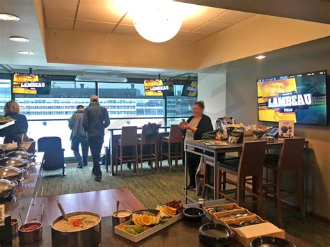  The Terrace Suites offer outstanding views of the field and bowl, all in a private, outdoor seating area in the South End Zone. It's the feeling of a home Packers game day party right in the middle of the real game day action. 360 ° View. Amenities. Climate controlled private suite space behind the outdoor seating. . 