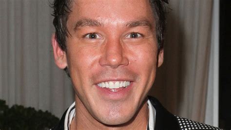 His salary is estimated to be $500,000 and he has a net worth 2023 of 4 million dollars. David Bromstad earns over $10,000 per Instagram post. Moreover, David also does events & personal appearances, endorsements, broadcast commercials, spokesperson campaigns, and speaking appearances.. 