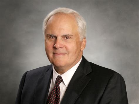 Fred Smith, who plans to remain at FedEx as executive 