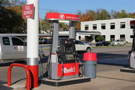Stacker compiled statistics on gas prices in Tulsa,