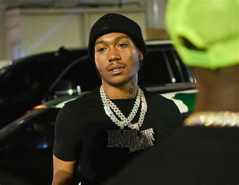 How much is lil meech worth. How Much Is Lil Meech Net Worth in 2024: 7 Interesting Facts About the Rising Star Lil Meech, born Demetrius Flenory Jr., is a rising star in the world of hip-hop. As the son of notorious drug kingpin Demetrius “Big Meech” Flenory, Lil Meech has carved his own path in the music industry, showcasing his […] 