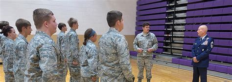 How much money does a JROTC instructor make