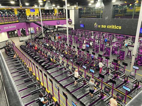 How much to sign up at planet fitness. When it comes to choosing a gym, there are plenty of options available. Two popular choices are Planet Fitness and traditional gyms. One of the key advantages of Planet Fitness ove... 